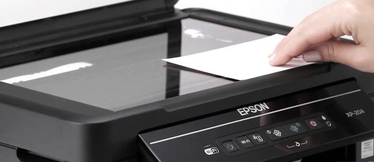 What is a multifunction printer and what are its advantages?